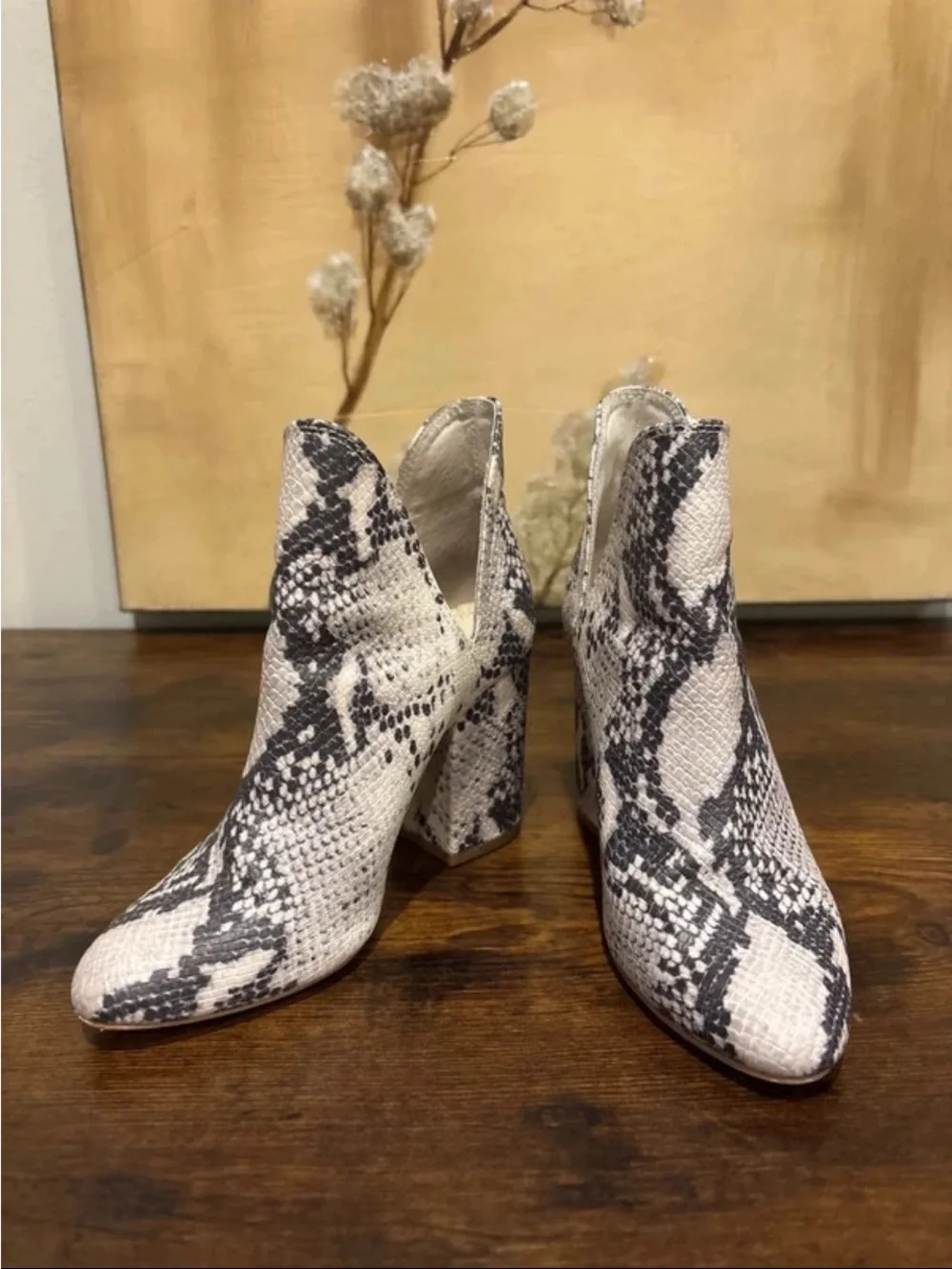 Steve Madden White & Gray Snake-Print Ankle Boots
